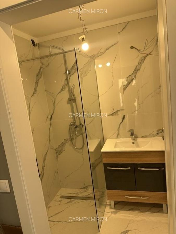 Apartament cu 2 camere semicentral complet renovat - 7