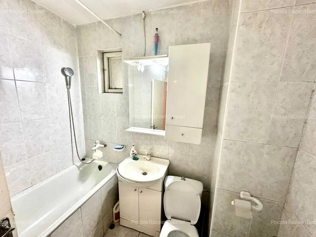 Apartament cu 3 camere,80mp,parcare, Zona Semicentrala - 8