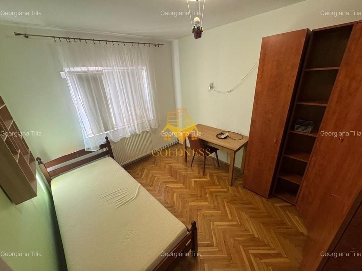 Apartament cu 4 camere decomandat, mobilat în Zorilor - 3