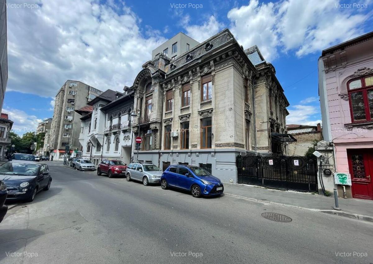 Birou cu personalitate - Universitate - Batistei - 1