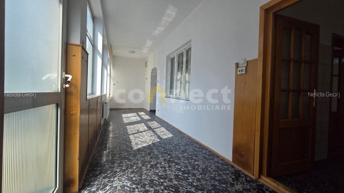 Inchiriere casa nemobilata, pretabila sediu firma, salon, alim publica - 7