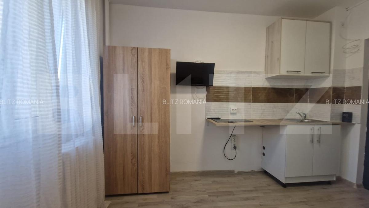 Camera de camin renovata complet cu baie - 4