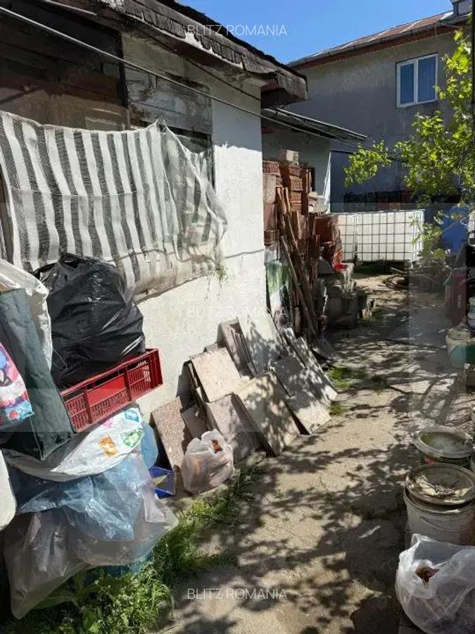 Casa individuala batraneasca demolabila+teren,zona Pallady - 1