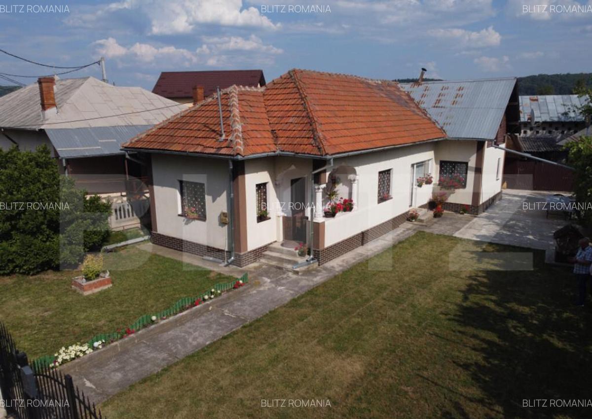 Casa de vacanta, de vanzare, cu 4 camere, 165 mp, zona Vulca - 15