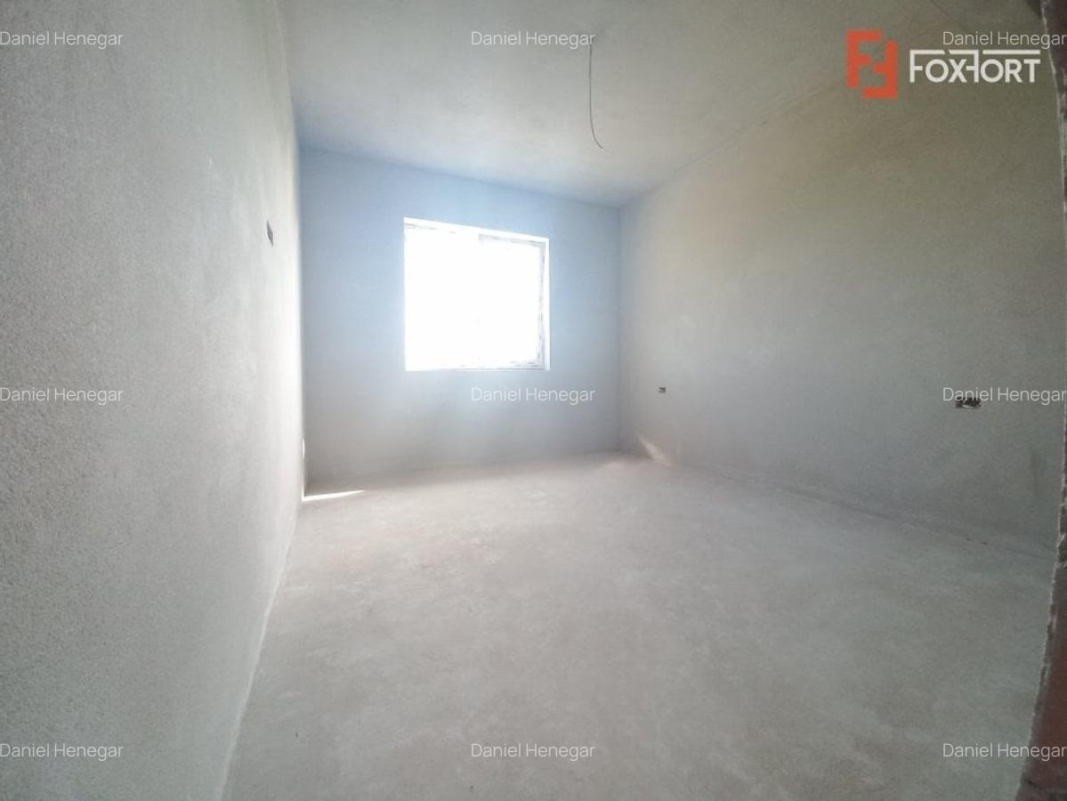 Duplex 4 Camere despartit prin perete dublu - Giroc - ID V3463 - 3
