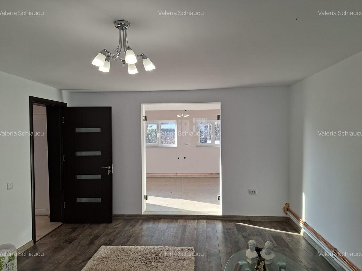 Casa RATESTI/Patuleni- Arges, renovata/finisaje moderne, teren 1055mp. - 11