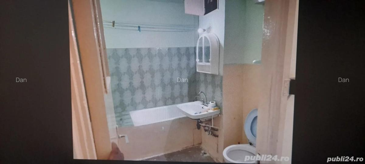 OCAZIE!!! 3 camere DECOMANDAT 70 mp utili etaj 2 C.Aradului biserica cu 2 bai vedere 2 parti - 5