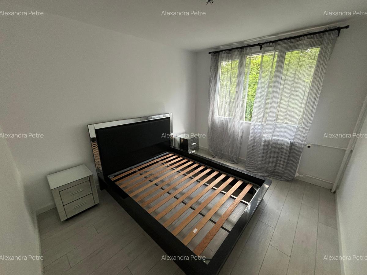 Apartament 2 camere luminos, Sector 4 – gata de mutat! - 14