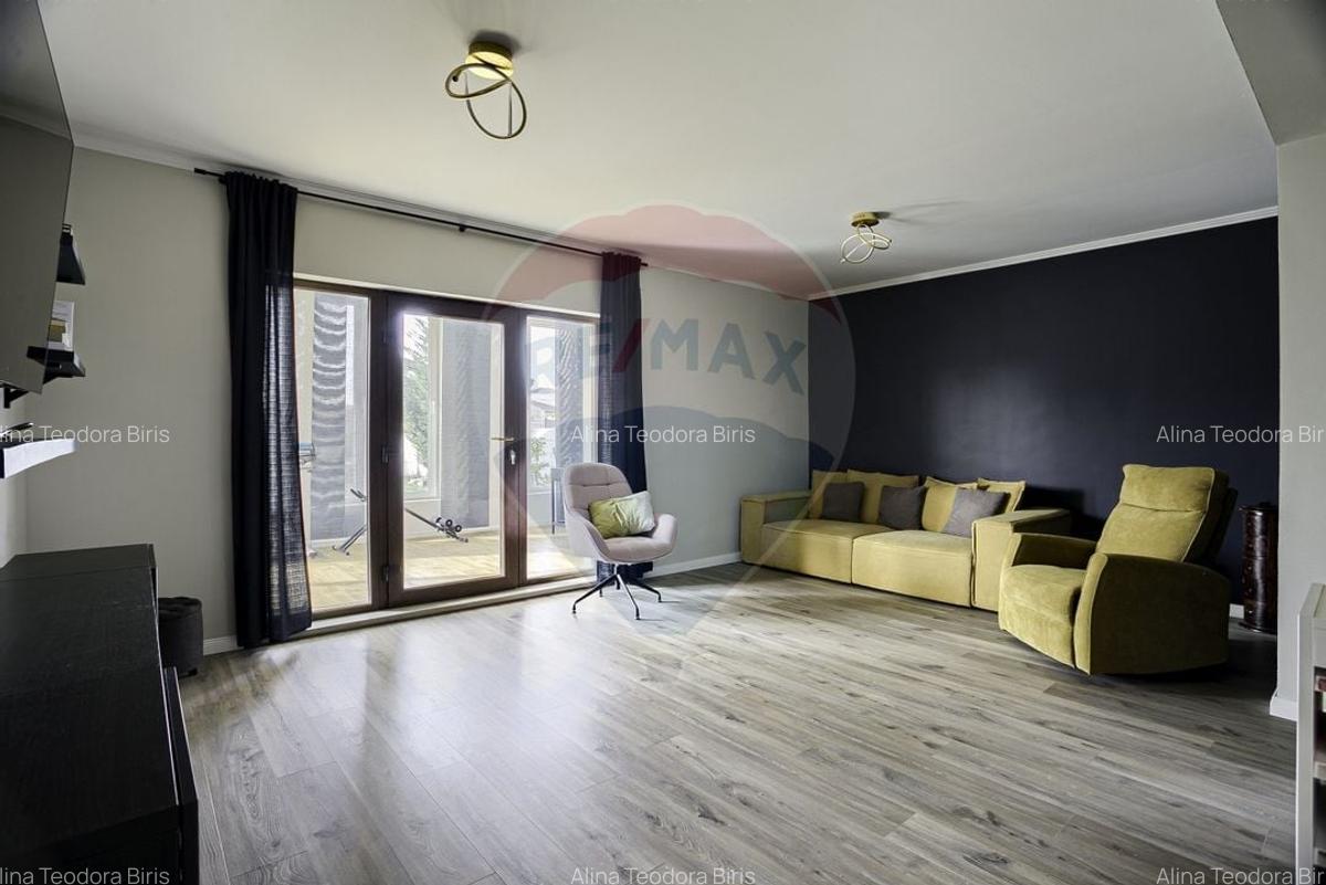 Casa la cheie, 5 camere, panouri fotovoltaice - VIA CARMINA - 7