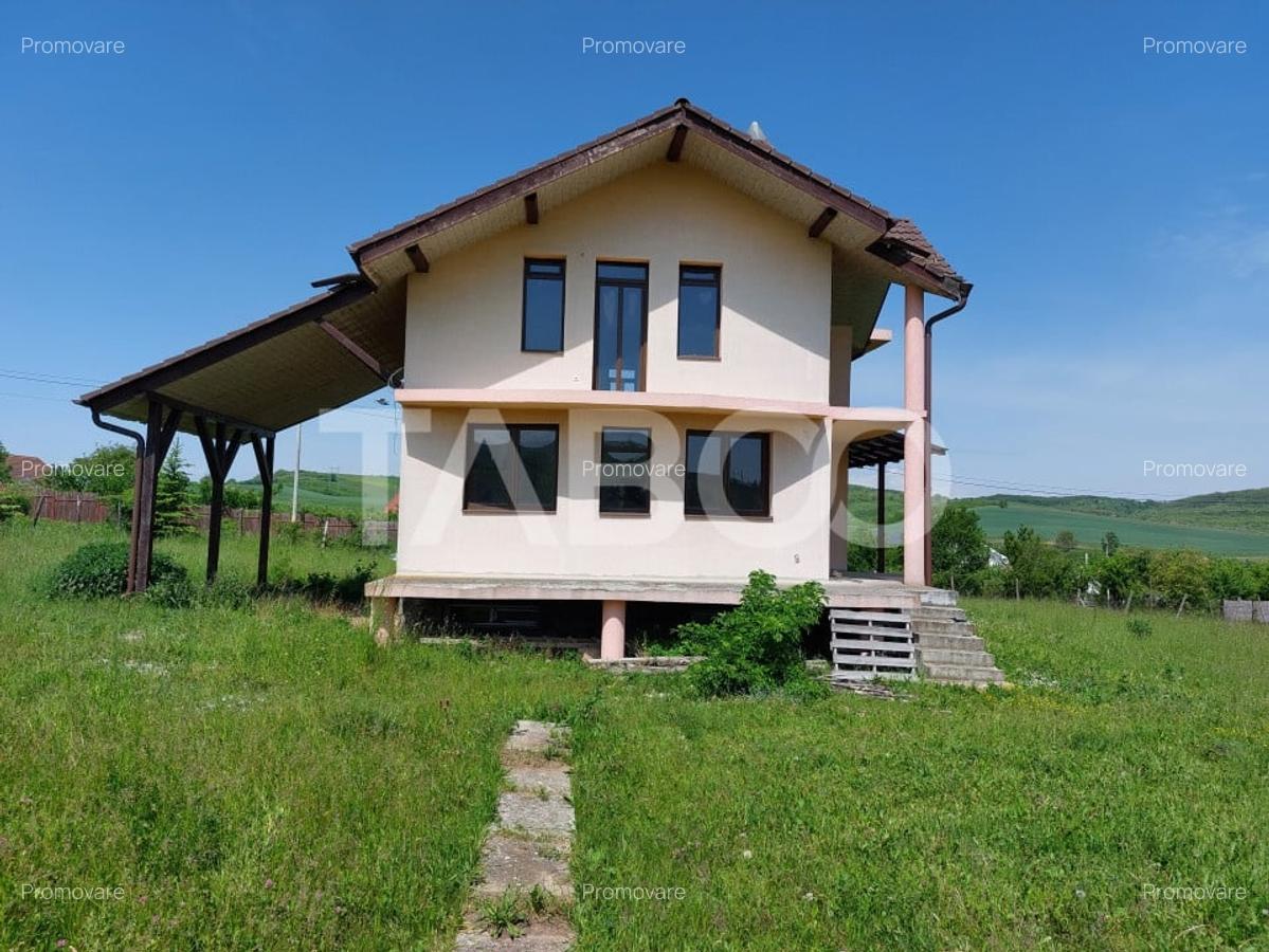 Casa individuala 5 camere cu teren 2000 mp Sura Mare Hamba Sibiu - 1