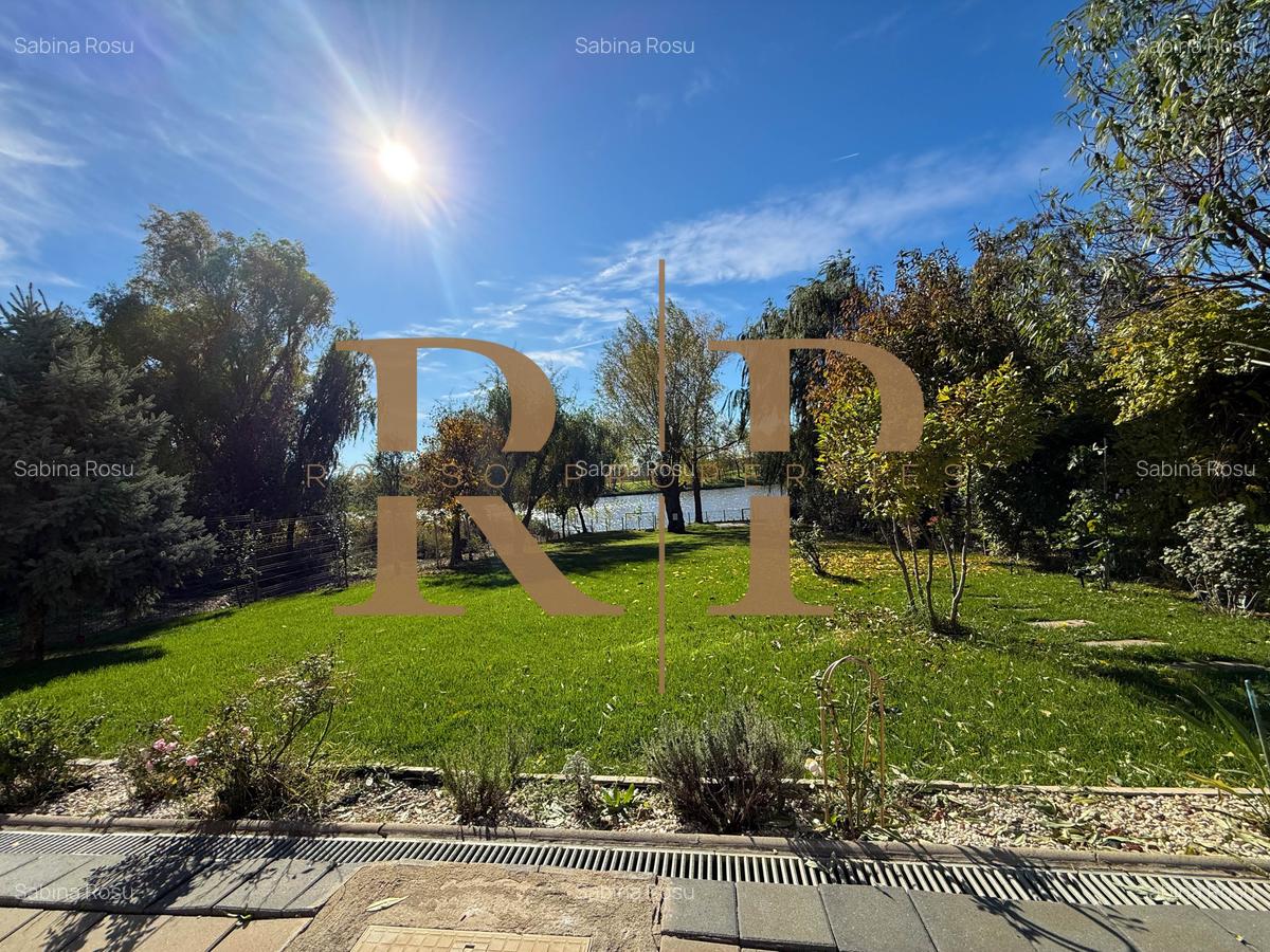 Vila Superba cu deschidere la Lac *Petrachioaia* - 40