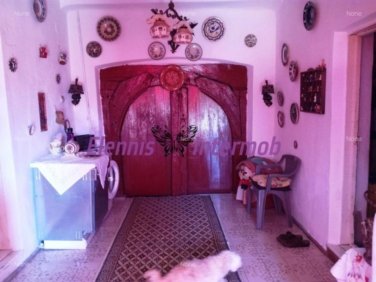 Casă cu 10 camere în Bucov - 5