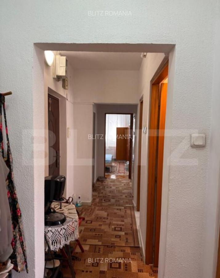 Apartament 3 camere decomandat- Piata 1 Mai - 3