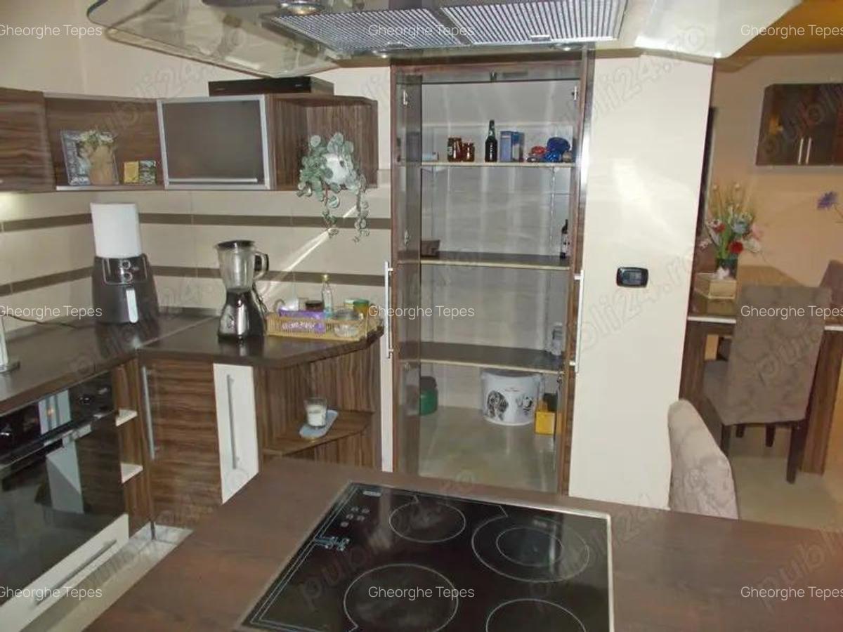 Vila P+M, Sag, 4 camere, 260mp util, 750mp teren, mobilat, utilat - 16