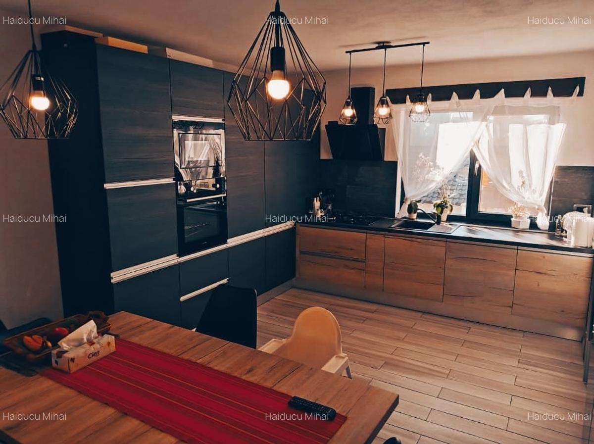 Casa / vila Platou Prundu - Craiovei , mobilata / utilata , finisaje moderne ! - 6