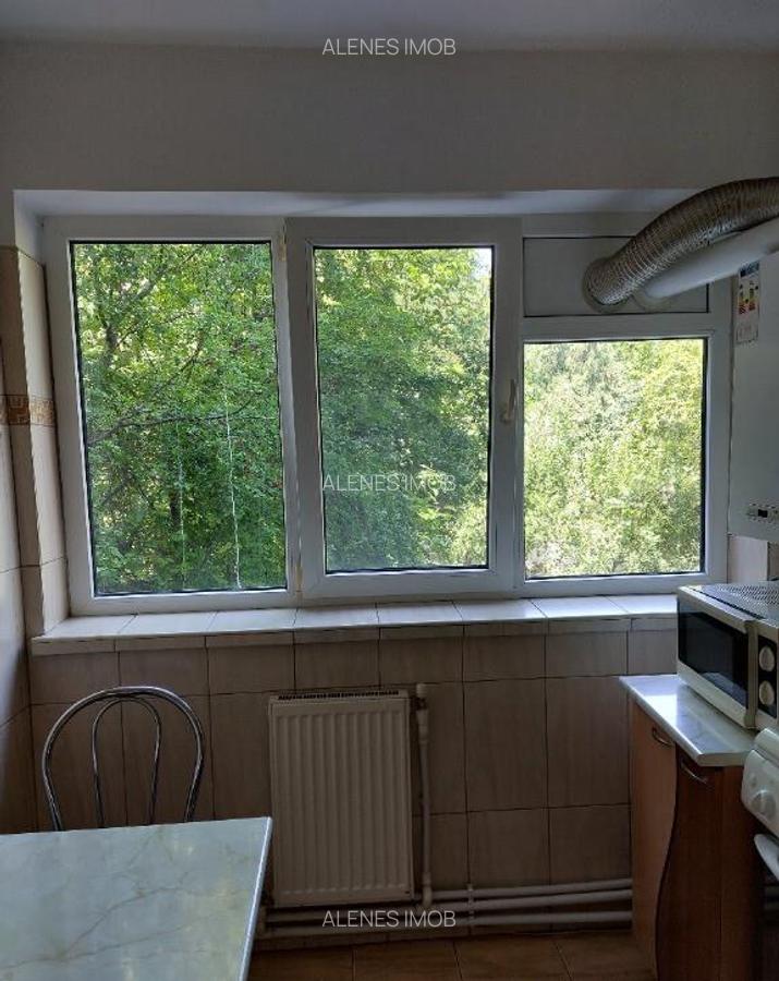 Etaj 1 - braila zona garii- Apartament 2 camere - comision 0-mobilat - 9