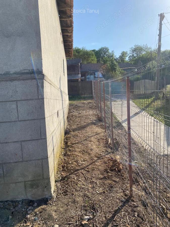 Vand casa la ?ara - 8 Vand casa la ?ara - 8