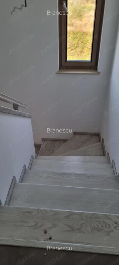 Vand vila duplex,Tancodrom, Pitesti. Se vind individual sau tot duplexul - 16