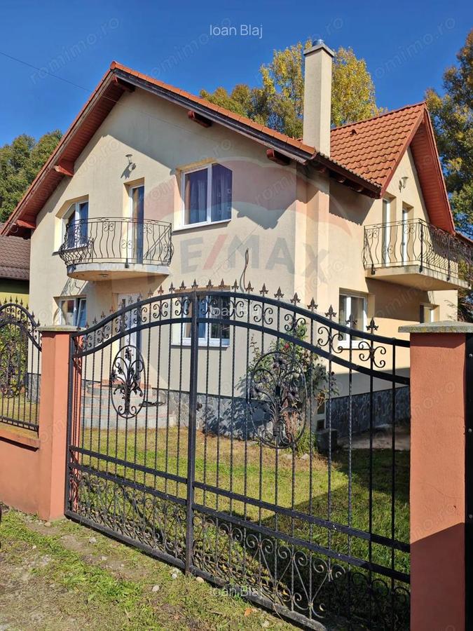 Casa / Vila cu 5 camere de vanzare - 15