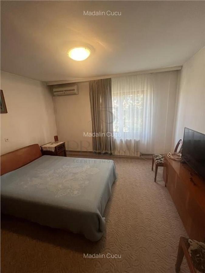 LIPOVEI - Casa/Vila - 8 cam - 4 bai - curte - toate utilitatile - 10