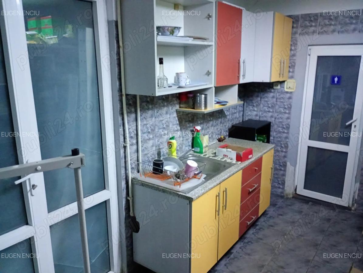 Vand casa in sct 5, Bucuresti, 6 camere, 175 mp, - 3