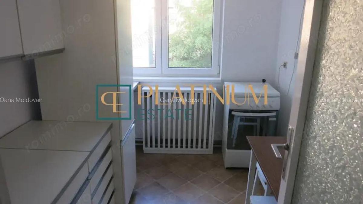 P4563 Apartament cu 3 camere, zona Centrala/Pia?a 700 - 2