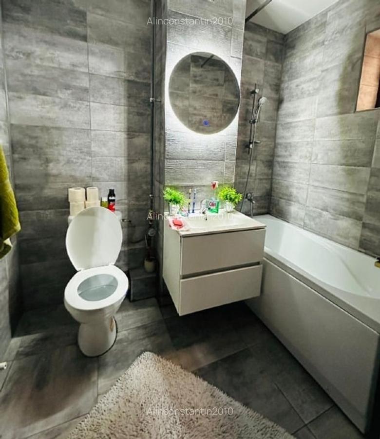Apartament cu 3 camere decomandat în Central - 9