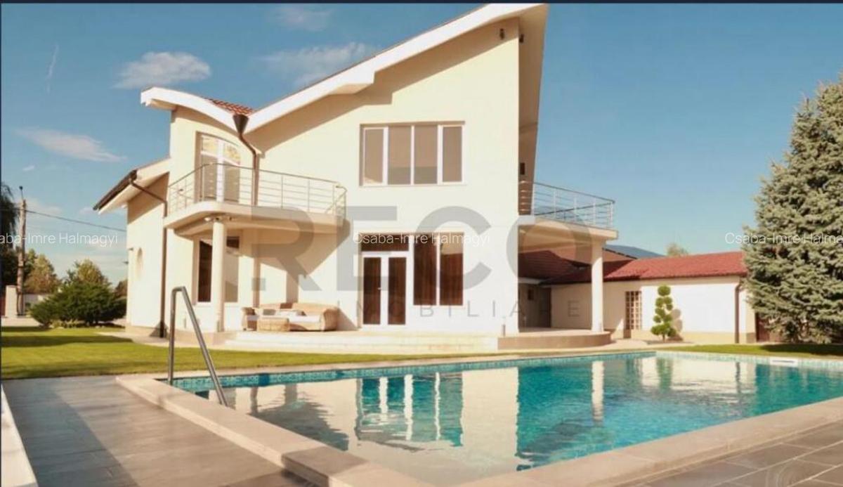 Vila de lux in Sanmartin, Beverly Hills - 4