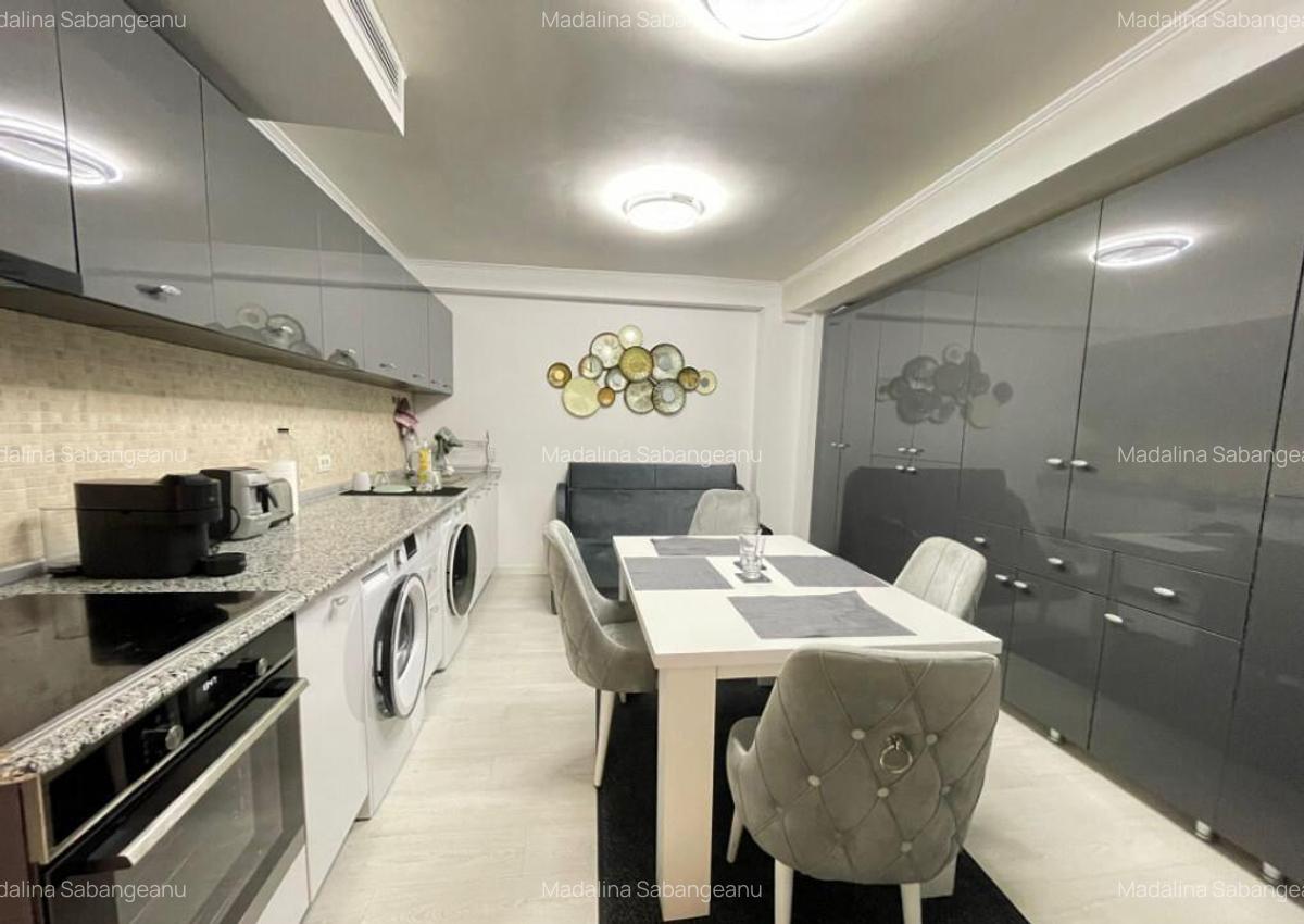 Apartament de 3 camere ?i curte privata - Parcare subteran - 5