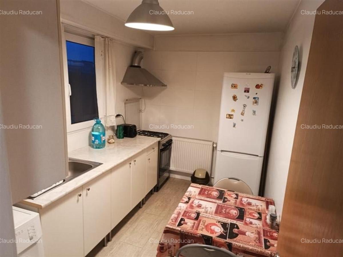 Apartament cu 2 camere decomandat în Giurgiului - 7