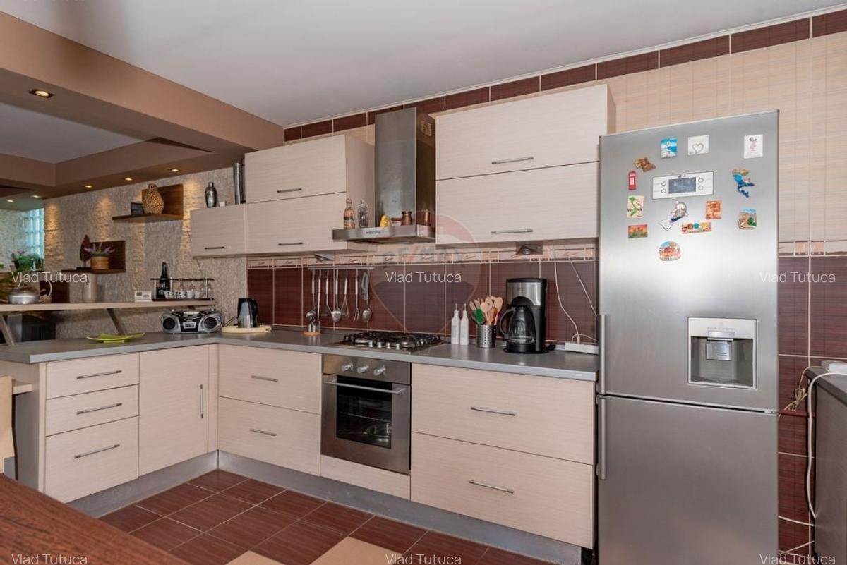 Casa de vanzare in Voluntari, 2 camere, mobilata, loc de parcare - 11