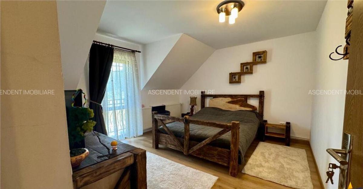 Refugiu pretios: jacuzzi, lemn masiv, 2.000 mp teren,4 dorm - 15