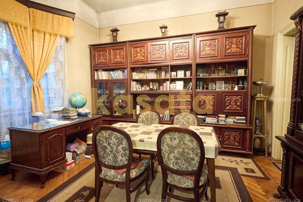 CASĂ CLASICĂ DE VANZARE CU POTENȚIAL PREMIUM ÎN ZONA 1 MAI - 17