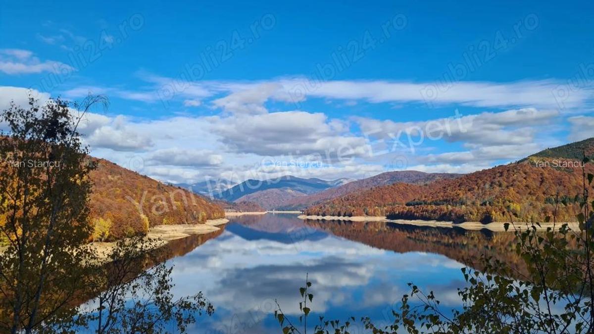 De vanzare teren deosebit, situat pe malul lacului Vidraru Transfagara?an. - 4