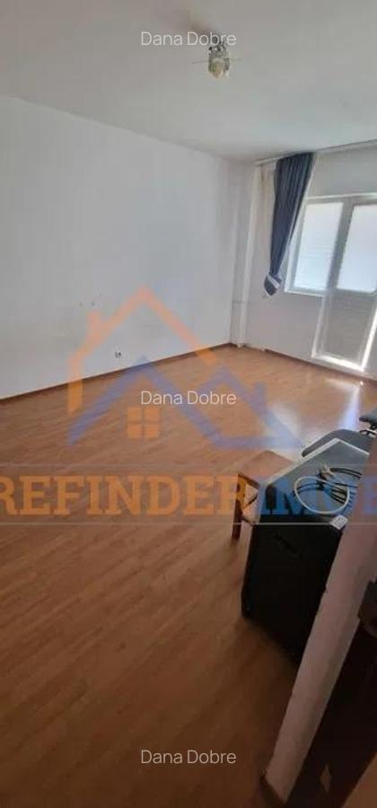 Apartament cu 2 camere decomandat în Rahova - 1