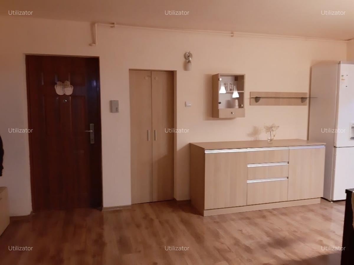 Vând urgent apartament 4 camere, 124.000 €,negociabil - 2