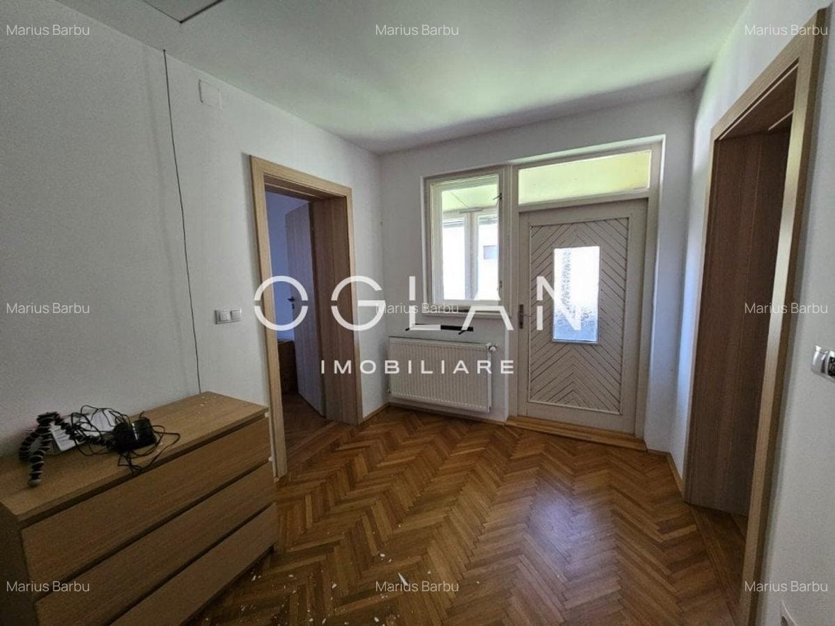 Casa 3 camere, 2 garaje, la 2 pasi de Sub Arini - 10