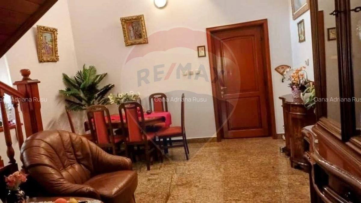 Vila impunatoare in Cartierul Functionarilor - 10