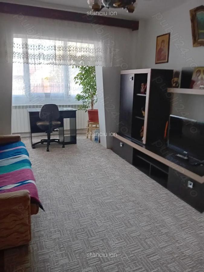 Inchiriez apartament 2 camere micro 9 - 2
