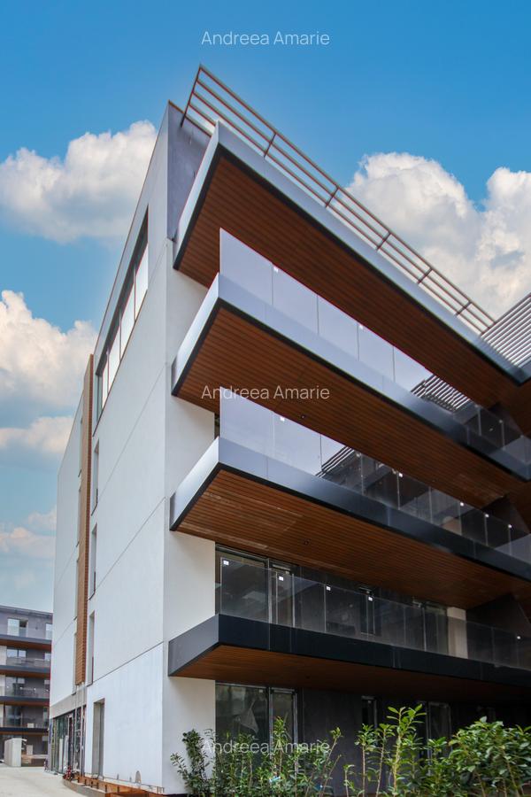 Apartament cu 4 camere decomandat în Pipera - 12