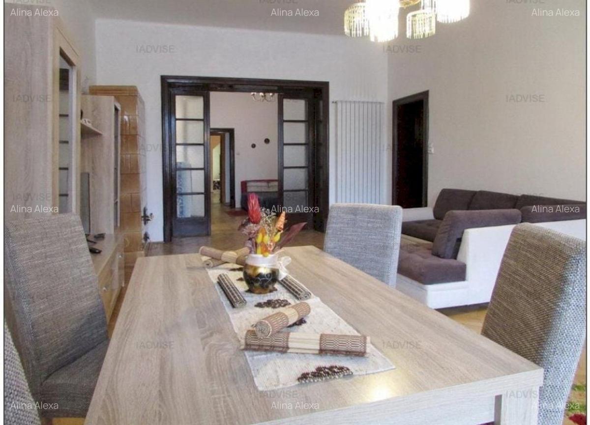 Apartament 4 Camere Vanzare - Piata Sfatului - 18
