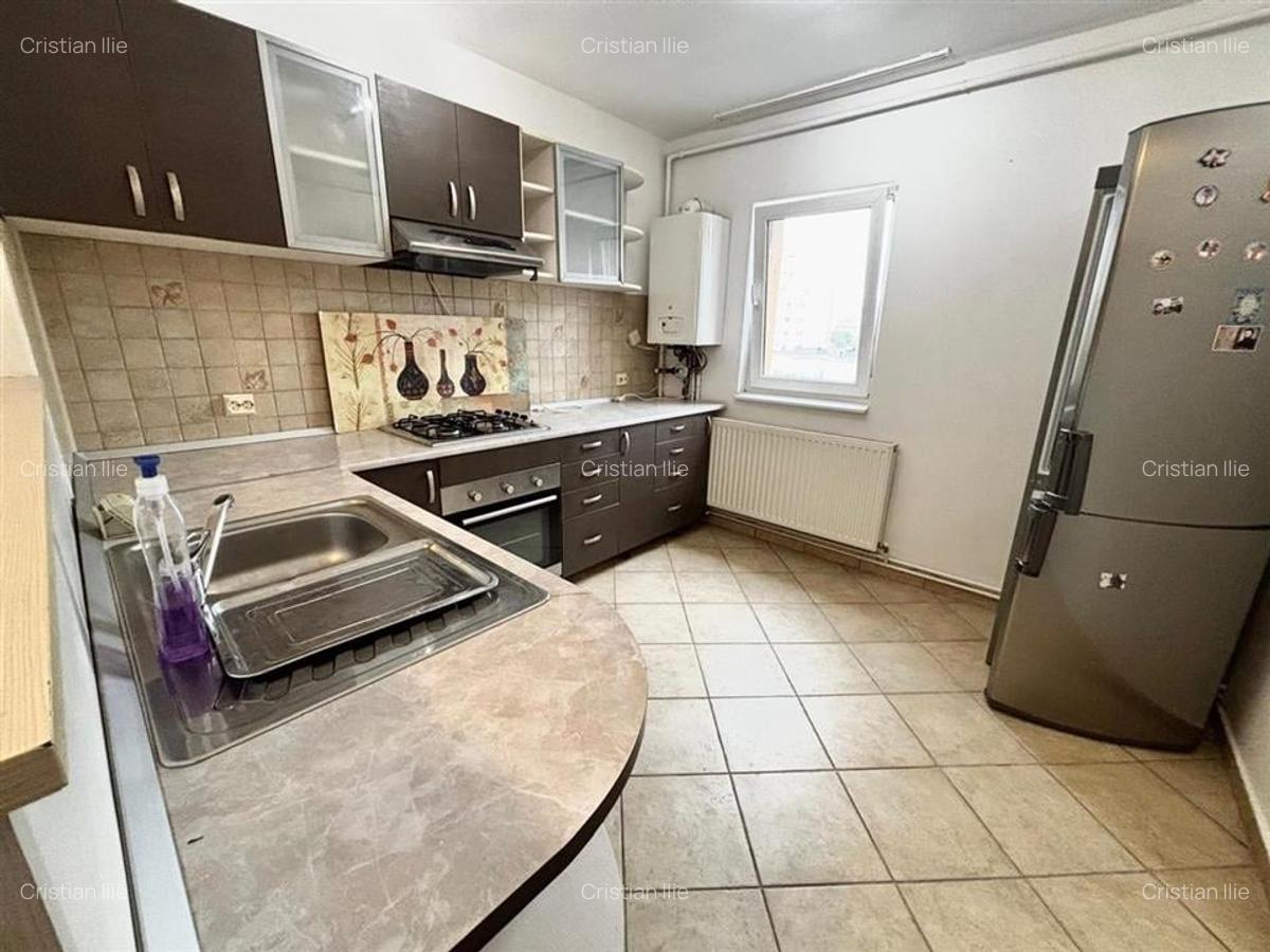 Apartament cu 4 camere | Centru Civic - 3