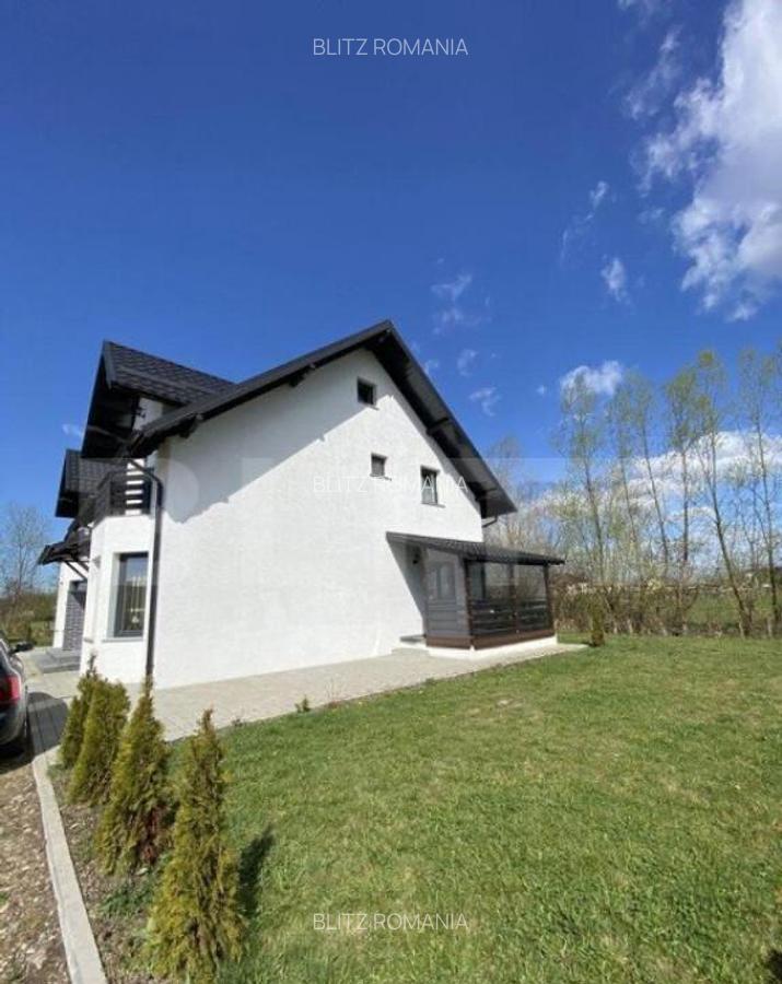 Casa Tip Duplex, Radauti, 110mp+ 260 mp Teren - 1