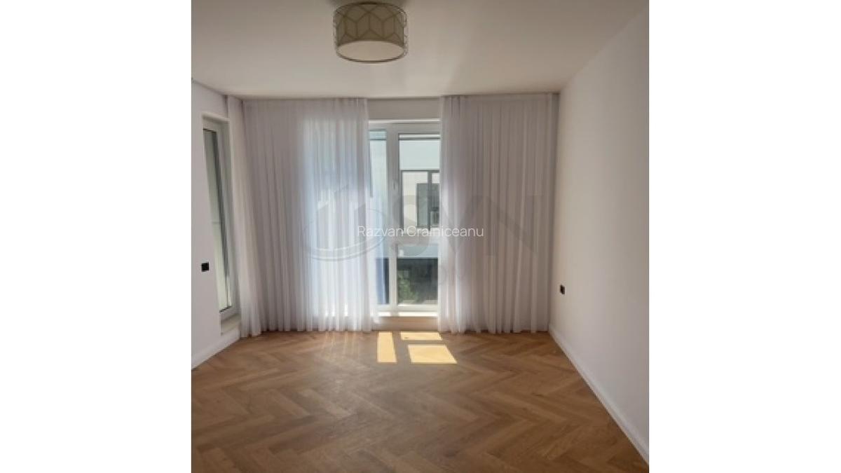 REA1024280 Vila noua Pipera 5 Camere - COMISION 0 - 9