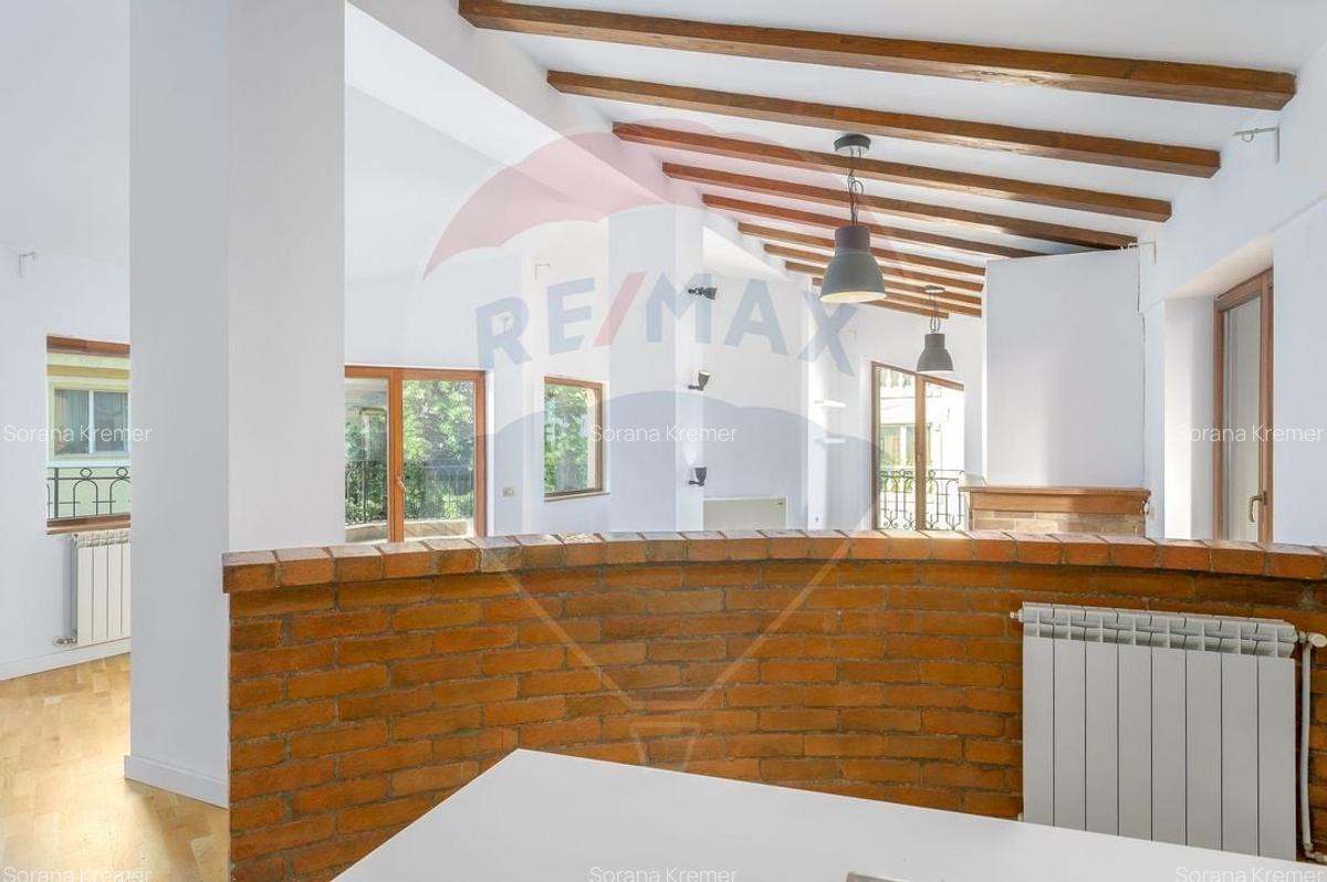 Apartament cu 2 camere decomandat în Herăstrău - 11