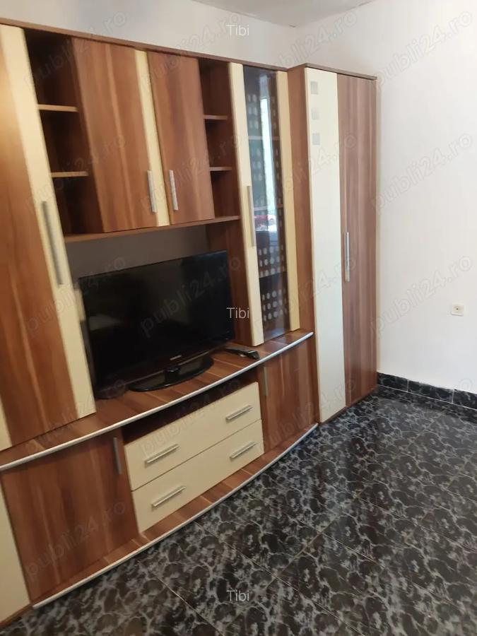 Se inchiriaza apartament cu o camera la casa curte comuna - 2