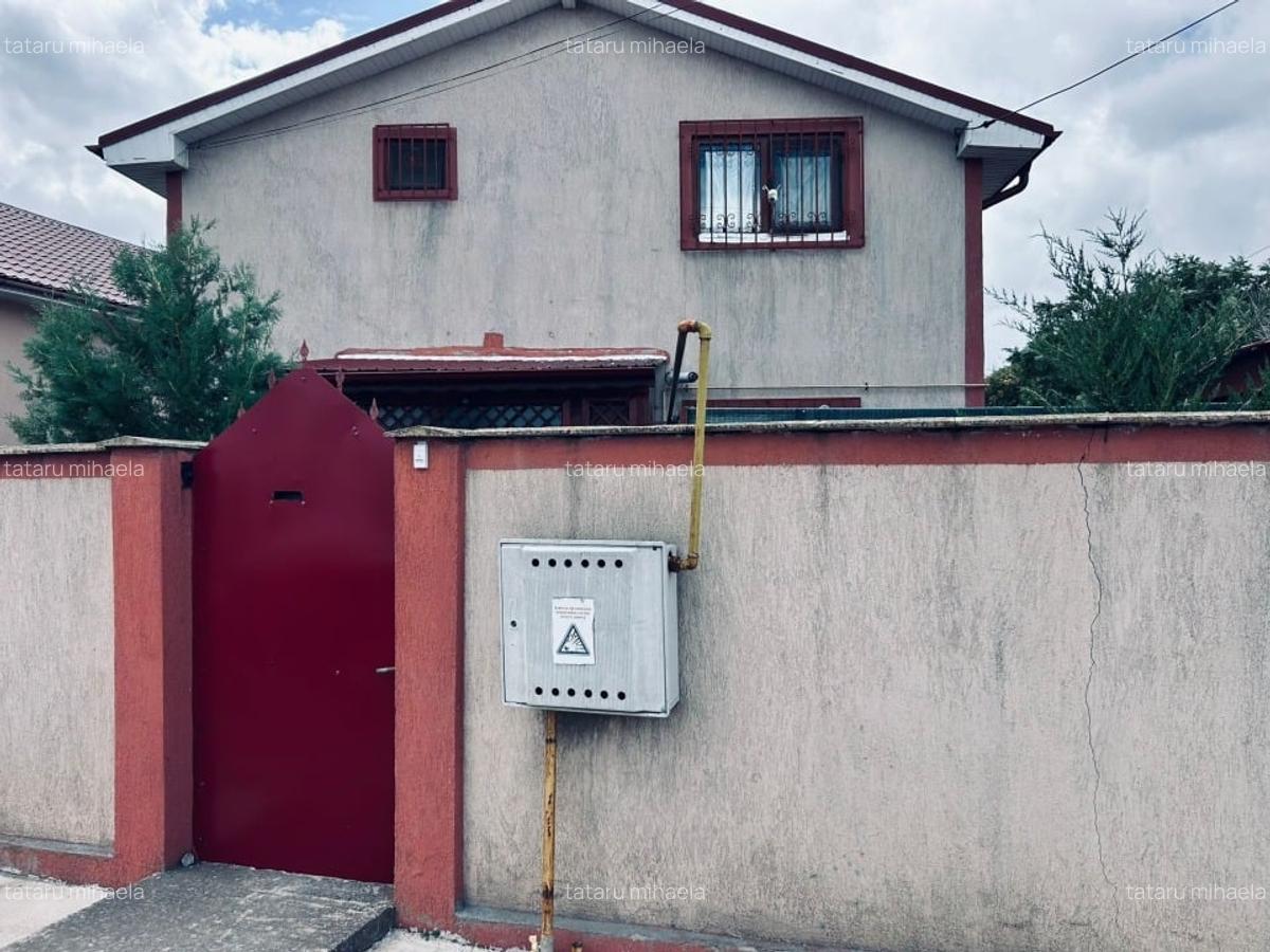Proprietar vand casa P+M in Valu lui Traian - 1