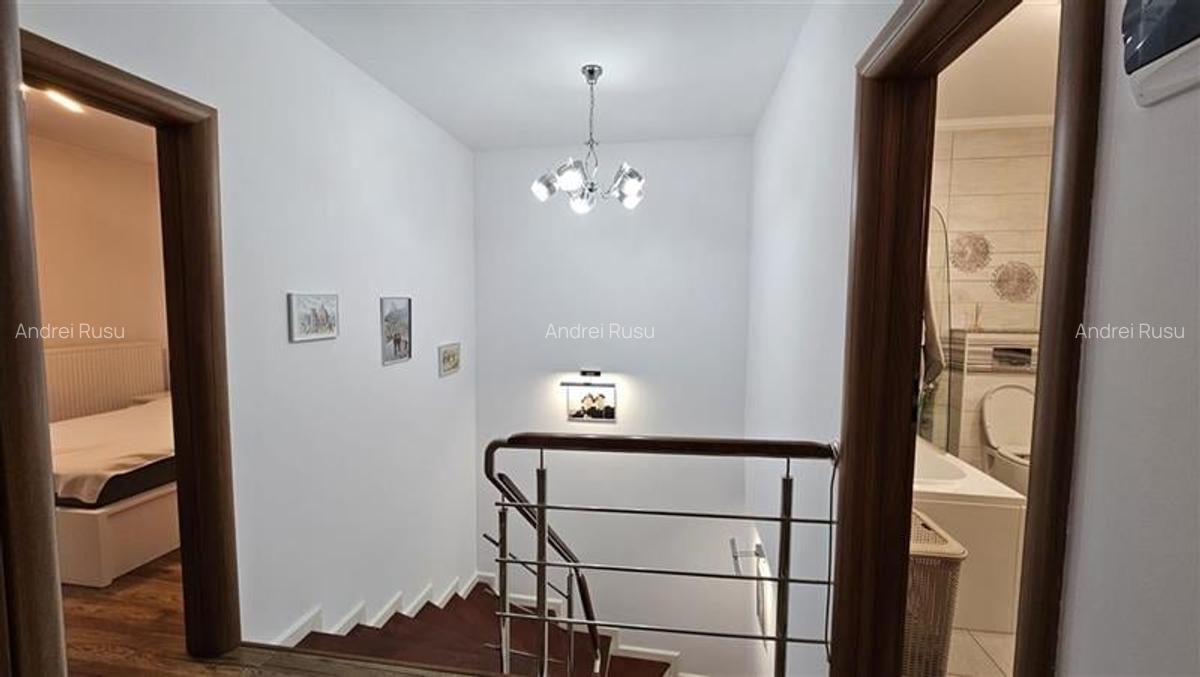 Casa eleganta, acces auto in curte, 2 terase, curti amenajate, Tractorul, Brasov - 5