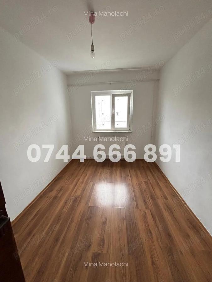 Apartament decomandat 3 camere, etaj 3, strada Maramures - 5