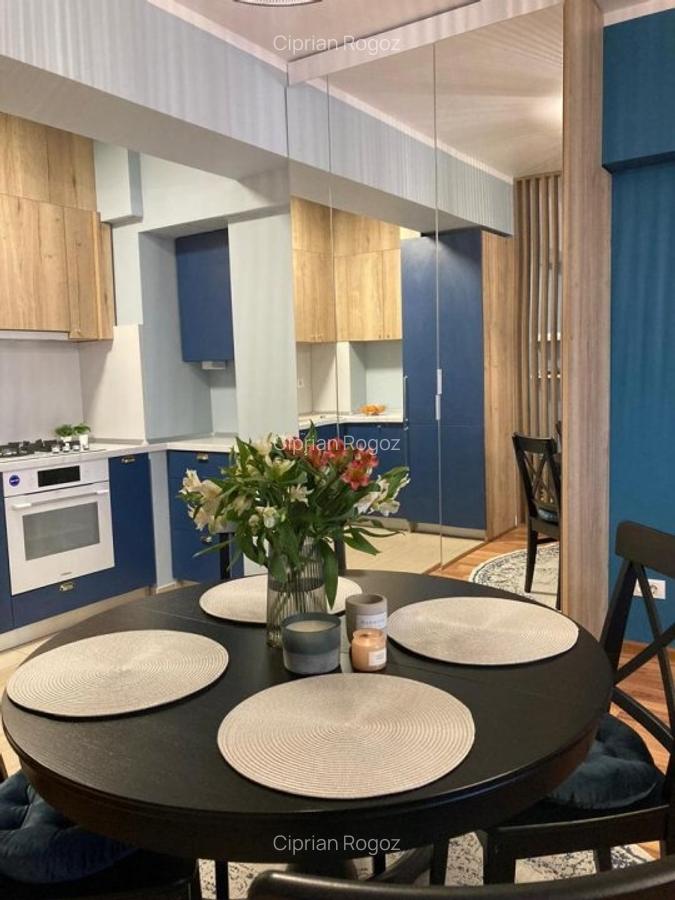 Proprietar inchiriez 2 camere vis a vis Mall Vitan - prima inchiriere - 13